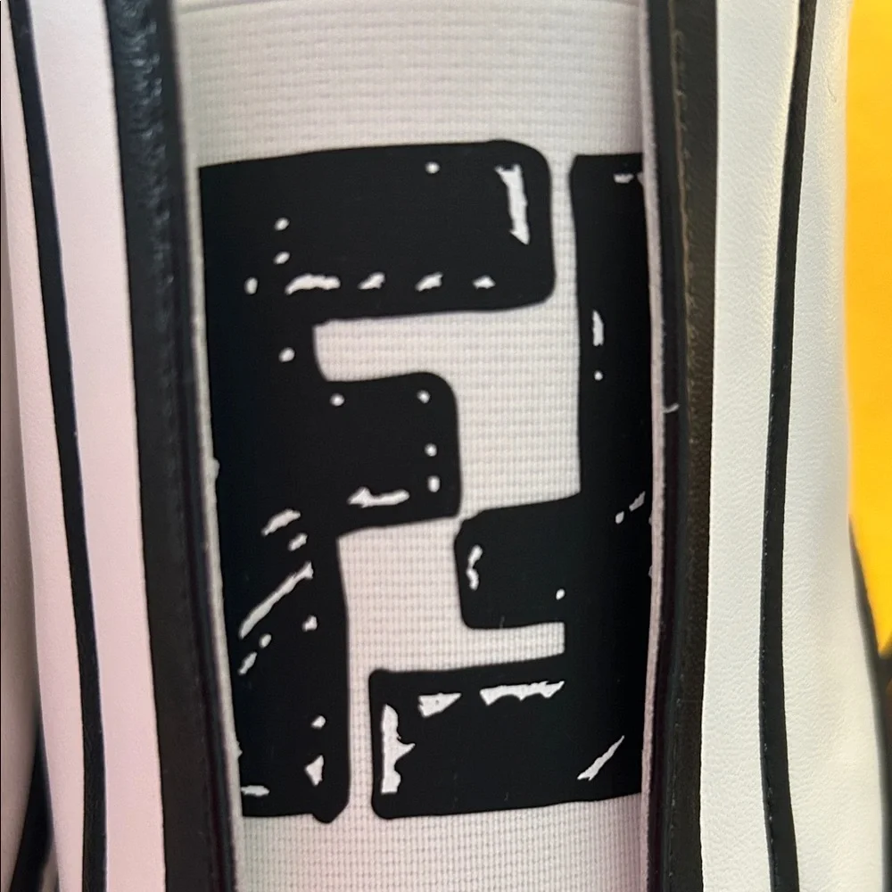 Fendi Monochrome Graphic Sneakers - Picture 5 of 9